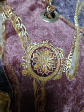 Rare Estro di Firenze Italy Gold Metallic Velveteen Equestrian Design Shoulder Bag