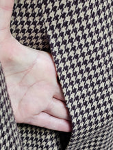 Pre-loved KIM WOO JONG Luxurious Soft Wool Brown & Ivory Houndstooth Blazer Jewel Neckline