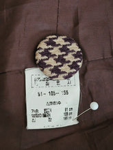 Pre-loved KIM WOO JONG Luxurious Soft Wool Brown & Ivory Houndstooth Blazer Jewel Neckline