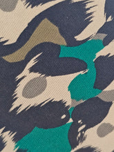 Diane Von Furstenberg Judy Wrap Silk Top Vintage Collection Camouflage Print Size 4