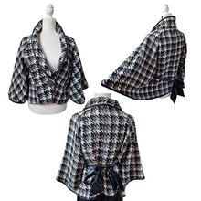 Pre-loved Vertigo Paris Wool Blend Black White Houndstooth Crop Sweater Cape Large