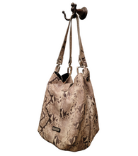 Pre-Loved Puntotres Made in Spain Embossed Leather Snakeskin Design Handbag Purse
