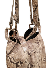 Pre-Loved Puntotres Made in Spain Embossed Leather Snakeskin Design Handbag Purse