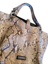 Pre-Loved Puntotres Made in Spain Embossed Leather Snakeskin Design Handbag Purse
