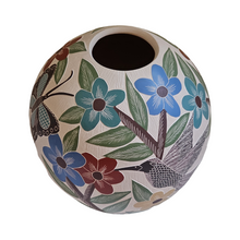 Pre-owned Handcrafted Sgraffito Pot by Mata Ortiz artist Blanca Isela Arras Olivas