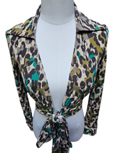 Diane Von Furstenberg Judy Wrap Silk Top Vintage Collection Camouflage Print Size 4