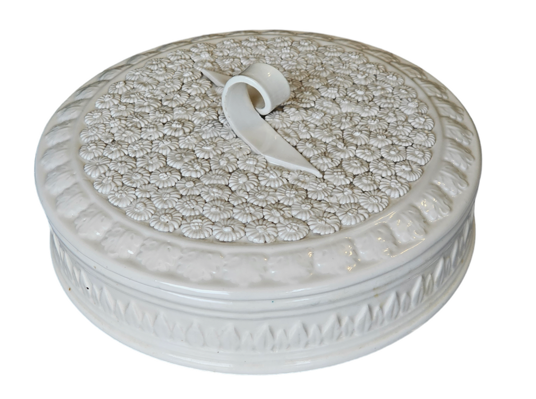 Louigi Zortea Ceramic Lidded Box with Applied Majolica Flowers Made in Italy